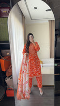 Load image into Gallery viewer, 3 pcs Stitched lawn suit Ready to Wear with Chiffon dupatta LAWN-D329
