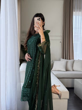 Load image into Gallery viewer, 3pc Emerald Green Embroidered Shalwar Kameez with CHIFFON dupatta Stitched Suit Ready to wear HW-U2419
