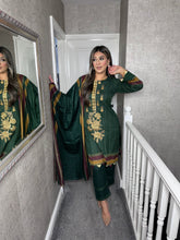 Load image into Gallery viewer, 3PC Stitched DARK GREEN shalwar Suit Ready to wear DHANAK winter Wear with Dhanak dupatta FD-994
