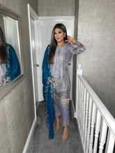 Load image into Gallery viewer, 3pc GREY Embroidered Shalwar Kameez with TEAL Chiffon dupatta Stitched Suit Ready to wear HW-UQ1959
