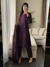 Load image into Gallery viewer, 3PC Stitched DHANAK shalwar Suit Ready to wear DHANAK winter Wear with DHANAK dupatta HW-DP25002
