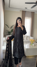 Load image into Gallery viewer, 3PC Stitched DHANAK shalwar Suit Ready to wear DHANAK winter Wear with DHANAK dupatta HW-DP25006
