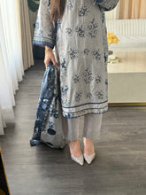 Load image into Gallery viewer, 3 pcs Stitched lawn suit Ready to Wear with CHIFFON dupatta LAWN-JF108

