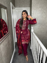 Load image into Gallery viewer, 3PC Stitched MAROON shalwar Suit Ready to wear DHANAK winter Wear with Dhanak dupatta DNE-0311
