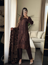 Load image into Gallery viewer, 3PC Stitched DHANAK shalwar Suit Ready to wear DHANAK winter Wear with DHANAK dupatta HW-DP25001
