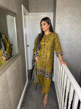 Load image into Gallery viewer, 3PC Stitched OLIVE shalwar Suit Ready to wear KHADDAR winter Wear with KHADDAR dupatta KNE-0307
