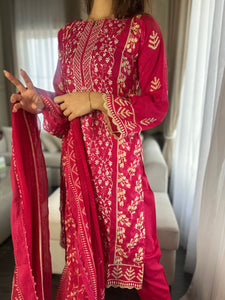 3 pcs Stitched lawn suit Ready to Wear with CHIFFON dupatta LAWN-035