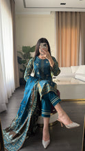 Load image into Gallery viewer, 3 pcs Stitched lawn suit Ready to Wear with LAWN dupatta LAWN-JF111
