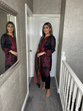 Load image into Gallery viewer, 3 pcs Stitched BLACK RED lawn suit Ready to Wear with chiffon dupatta LNE-24009
