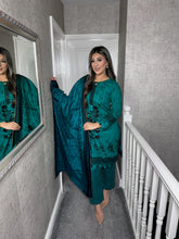 Load image into Gallery viewer, 3PC Stitched DARK TEAL shalwar Suit Ready to wear KHADDAR winter Wear with KHADDAR dupatta KNE-0103
