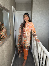 Load image into Gallery viewer, 3PC Stitched PEACH shalwar Suit Ready to wear KHADDAR winter Wear with KHADDAR dupatta KNE-0312
