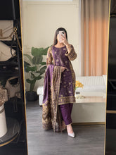 Load image into Gallery viewer, 3 pcs Stitched lawn suit Ready to Wear with LAWN dupatta LAWN-JF110
