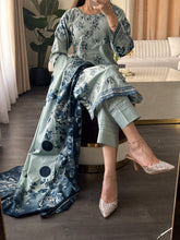 Load image into Gallery viewer, 3 pcs Stitched lawn suit Ready to Wear with CHIFFON dupatta LAWN-JF107
