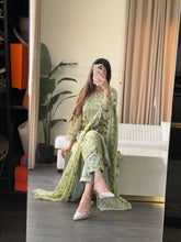 Load image into Gallery viewer, 3 pcs Stitched lawn suit Ready to Wear with Chiffon dupatta LAWN-D330A
