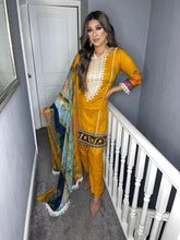 Load image into Gallery viewer, 3 pcs MUSTARD Lilen shalwar Suit Ready to Wear with chiffon dupatta winter MB-1011A
