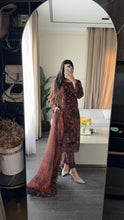Load image into Gallery viewer, 3 pcs Stitched lawn suit Ready to Wear with Chiffon dupatta LAWN-RS02
