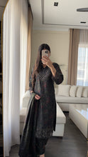 Load image into Gallery viewer, 3PC Stitched LINEN shalwar Suit Ready to wear LINEN winter Wear with LINEN dupatta HW-D41
