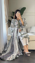 Load image into Gallery viewer, 3 pcs Stitched lawn suit Ready to Wear with CHIFFON dupatta LAWN-047
