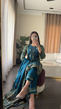 Load image into Gallery viewer, 3 pcs Stitched lawn suit Ready to Wear with LAWN dupatta LAWN-JF111
