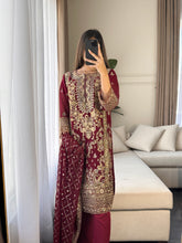 Load image into Gallery viewer, 3pc MAROON Embroidered Shalwar Kameez wit CHIFFON  dupatta Stitched Suit Ready to wear HW-U2292
