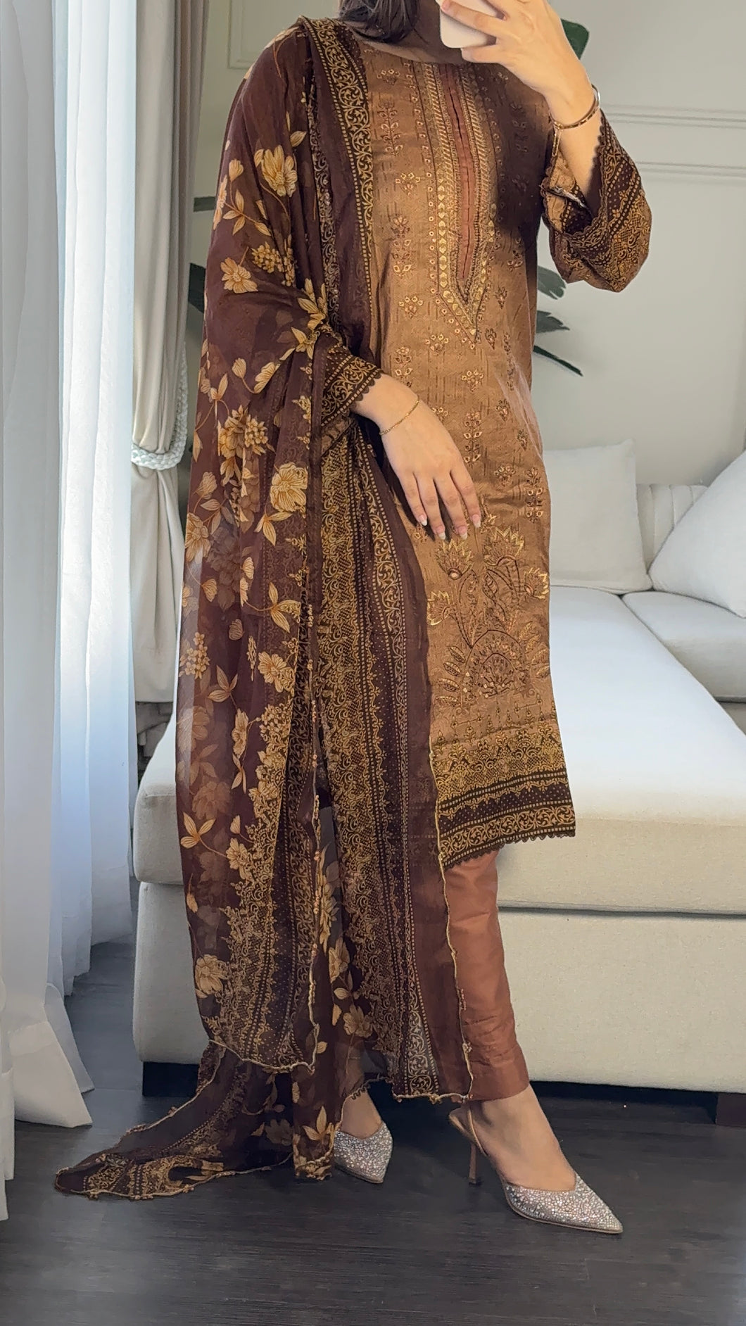 3 pcs Stitched lawn suit Ready to Wear with CHIFFON dupatta LAWN-034