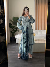 Load image into Gallery viewer, 3 pcs Stitched lawn suit Ready to Wear with CHIFFON dupatta LAWN-JF107
