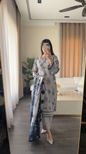 Load image into Gallery viewer, 3 pcs Stitched lawn suit Ready to Wear with CHIFFON dupatta LAWN-JF108
