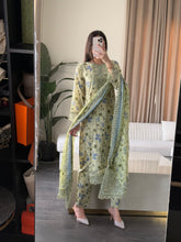 Load image into Gallery viewer, 3 pcs Stitched lawn suit Ready to Wear with Chiffon dupatta LAWN-D330A
