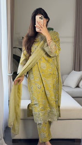 3 pcs Stitched lawn suit Ready to Wear with CHIFFON dupatta LAWN-036