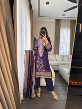 Load image into Gallery viewer, 3 pcs Stitched Purple lawn suit Ready to Wear with chiffon dupatta LNE-24015
