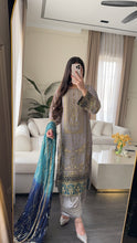 Load image into Gallery viewer, 3pc GREY Embroidered Shalwar Kameez with CHIFFON dupatta Stitched Suit Ready to wear HW-U5323
