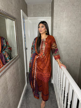 Load image into Gallery viewer, 3PC AMBER Stitched shalwar Suit Ready to wear DHANAK winter Wear with Dhanak dupatta MBD-003
