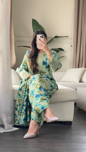 Load image into Gallery viewer, 3PC Stitched LINEN shalwar Suit Ready to wear LINEN winter Wear with LINEN dupatta HW-DH35
