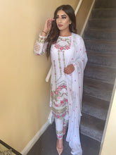 Load image into Gallery viewer, 3pc WHITE Embroidered Shalwar Kameez with CHIFFON Embroidered Dupatta Stitched Suit Ready to wear FP-55002
