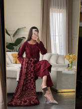 Load image into Gallery viewer, 3PC Stitched DHANAK shalwar Suit Ready to wear DHANAK winter Wear with DHANAK dupatta HW-DP25005
