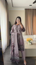 Load image into Gallery viewer, 3 pcs Stitched lawn suit Ready to Wear with Lawn dupatta LAWN-D316B
