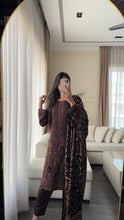 Load image into Gallery viewer, 3PC Stitched DHANAK shalwar Suit Ready to wear DHANAK winter Wear with DHANAK dupatta HW-DP25001
