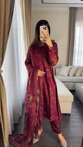 3 pcs Stitched lawn suit Ready to Wear with CHIFFON dupatta LAWN-045