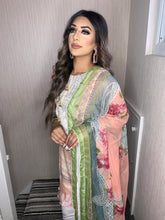 Load image into Gallery viewer, 3 pcs shalwar Suit Ready to Wear with Lilen dupatta winter MB-JFPINK01
