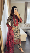 Load image into Gallery viewer, 3 pcs Stitched lawn suit Ready to Wear with CHIFFON dupatta LAWN-043
