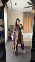 Load image into Gallery viewer, 3 pcs Stitched lawn suit Ready to Wear with LAWN dupatta LAWN-JF110
