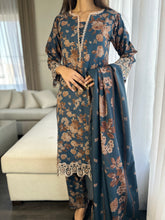 Load image into Gallery viewer, 3PC Stitched shalwar Suit Ready to wear DHANAK winter Wear with Dhanak dupatta HW-DH13
