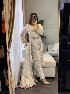3pc WHITE Embroidered Shalwar Kameez wit Chiffon dupatta Stitched Suit Ready to wear HW-U2262