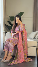 Load image into Gallery viewer, 3 pcs Stitched lawn suit Ready to Wear with CHIFFON dupatta LAWN-052
