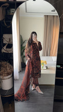 Load image into Gallery viewer, 3 pcs Stitched lawn suit Ready to Wear with Chiffon dupatta LAWN-RS02
