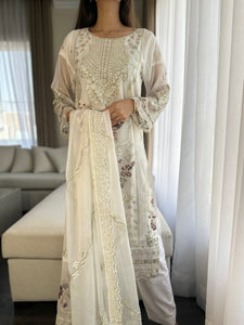 3pc WHITE Embroidered Shalwar Kameez wit Chiffon dupatta Stitched Suit Ready to wear HW-U2262