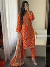 Load image into Gallery viewer, 3 pcs Stitched lawn suit Ready to Wear with Chiffon dupatta LAWN-D329
