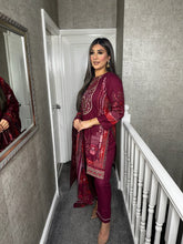 Load image into Gallery viewer, 3PC Stitched MAROON shalwar Suit Ready to wear DHANAK winter Wear with Dhanak dupatta DNE-0311
