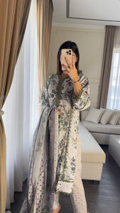 3 pcs Stitched lawn suit Ready to Wear with CHIFFON dupatta LAWN-047