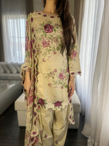 3 pcs Stitched lawn suit Ready to Wear with CHIFFON dupatta LAWN-040